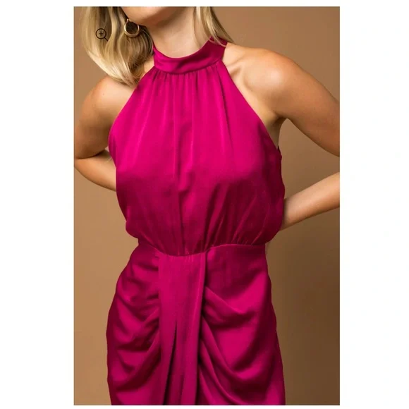 Sleeveless halter top dress - Picture 3 of 4